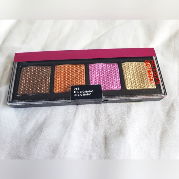 Revlon Eyeshadow Palette, Prismatic Eye Makeup, Ultra Creamy Pigmented - Picture 1 of 4